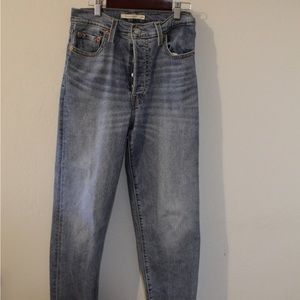 Rib cage straight Levi’s great condition!